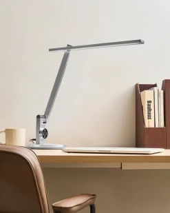 Lampada da scrivania a LED CETUS con dimmer Argento